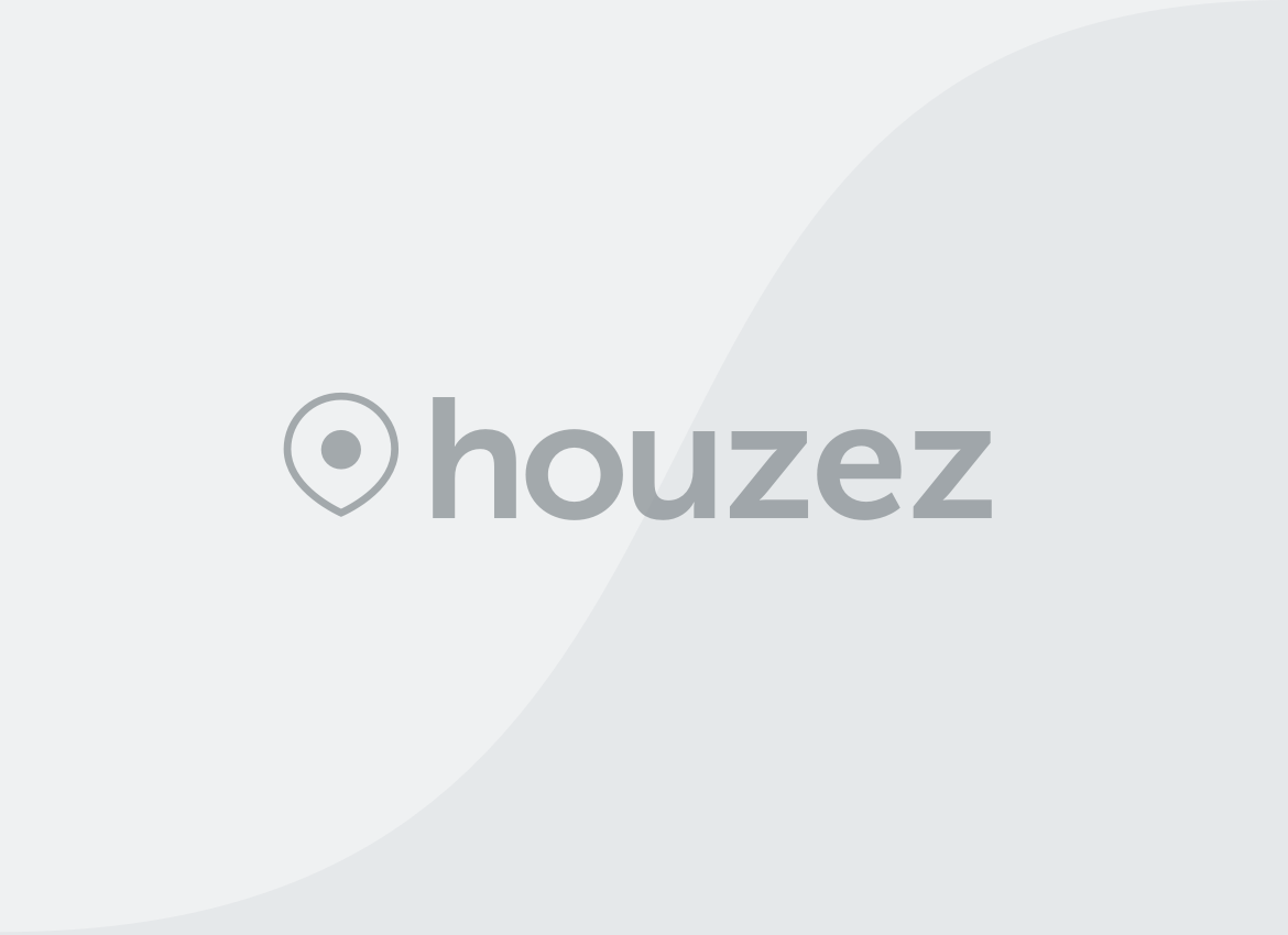 3 Bedroom Townhouse For Sale in Bendor.