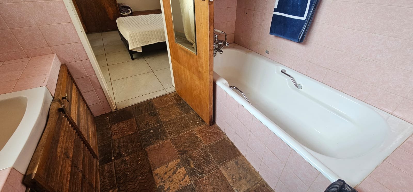 WhatsApp Image 2025-11-08 at 10.06.53