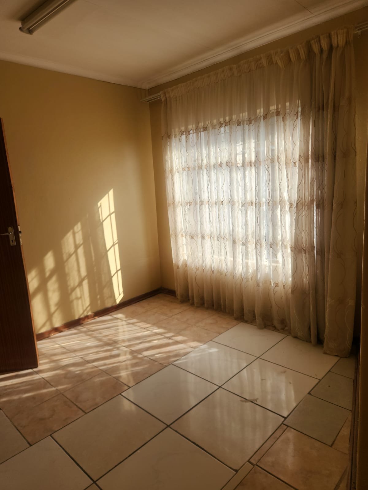 Braam bedroom2