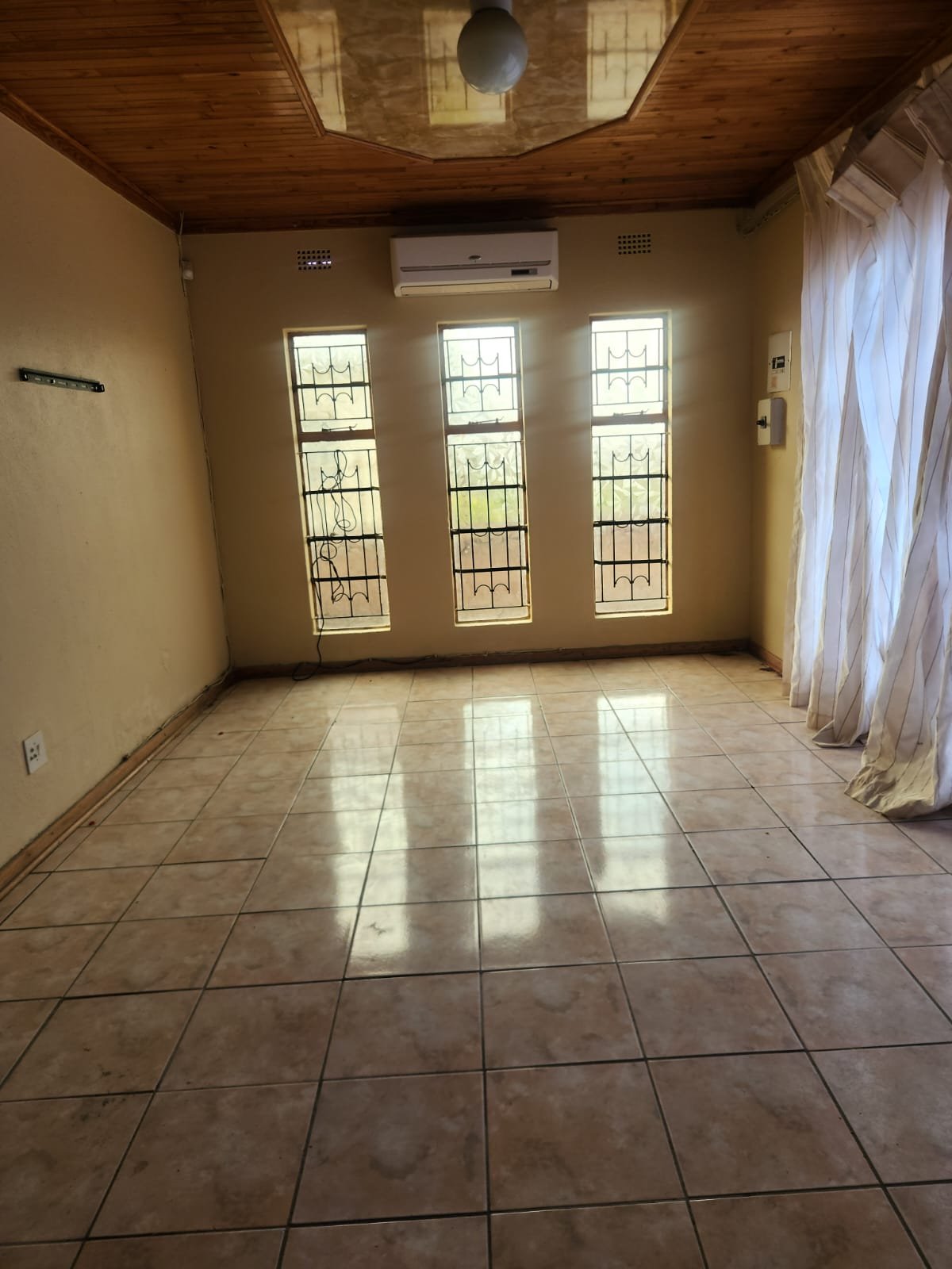 Braam living area