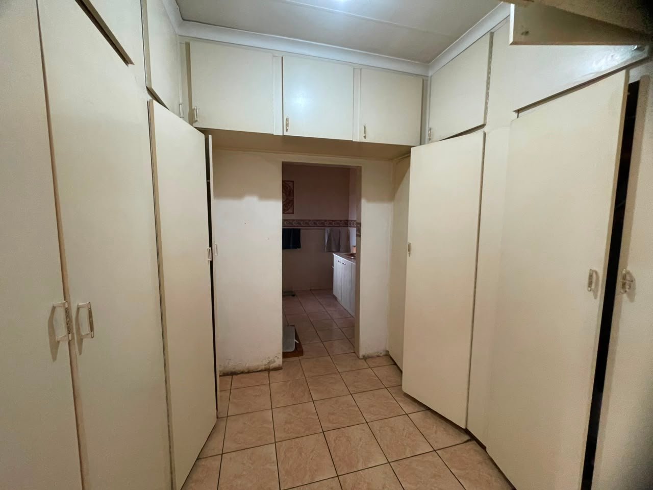5 Rietbok Walkin closets