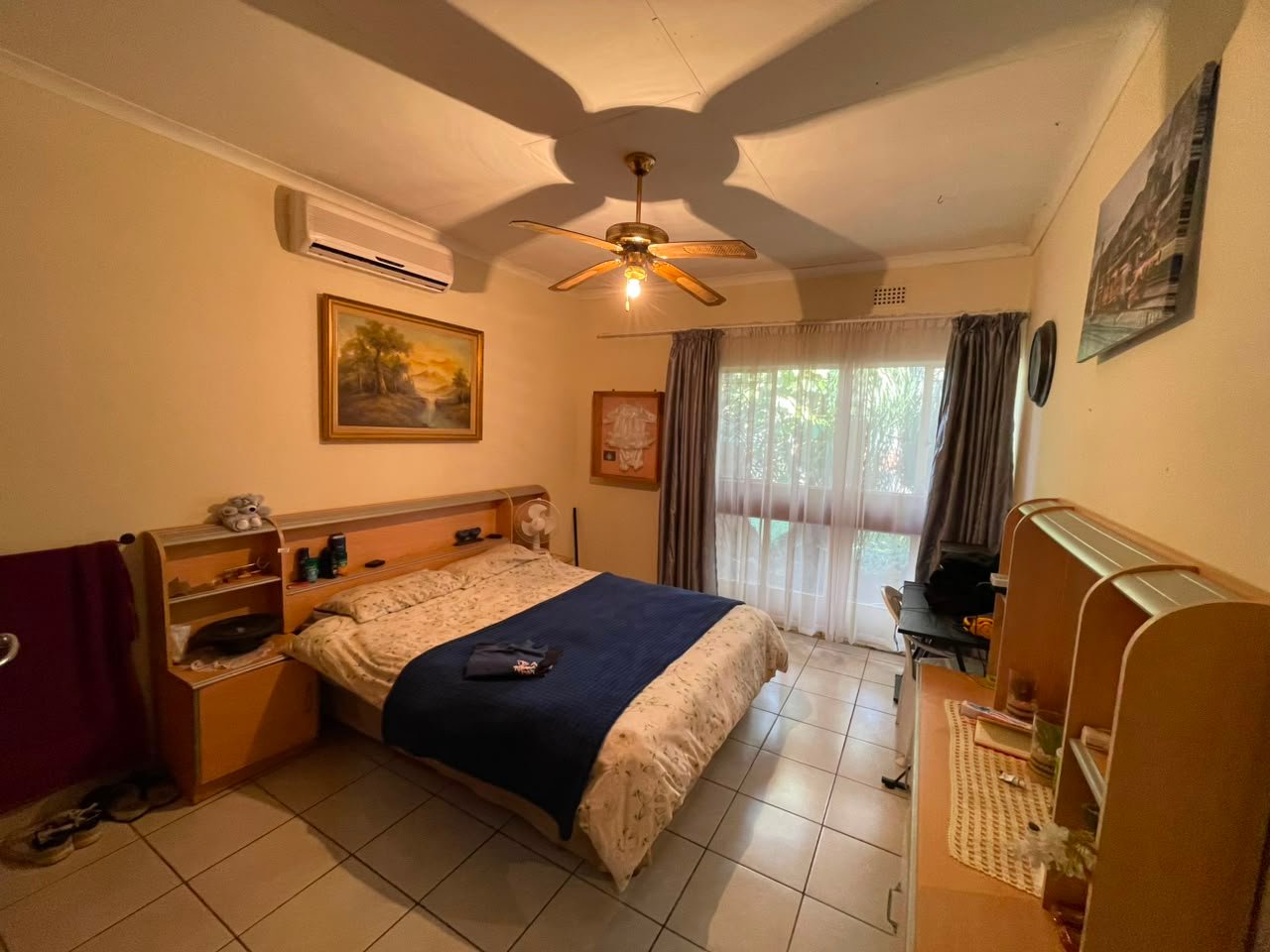 5 Rietbok bedroom1