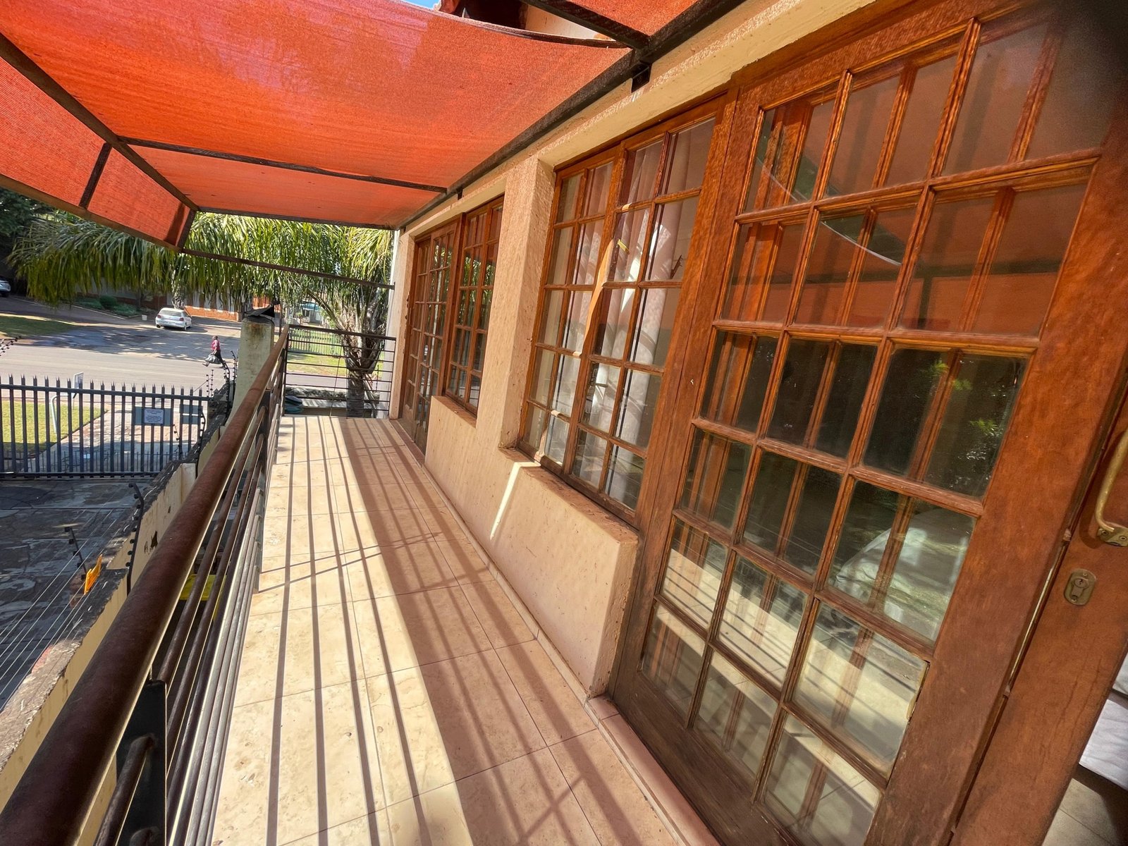 Silver palms balcony